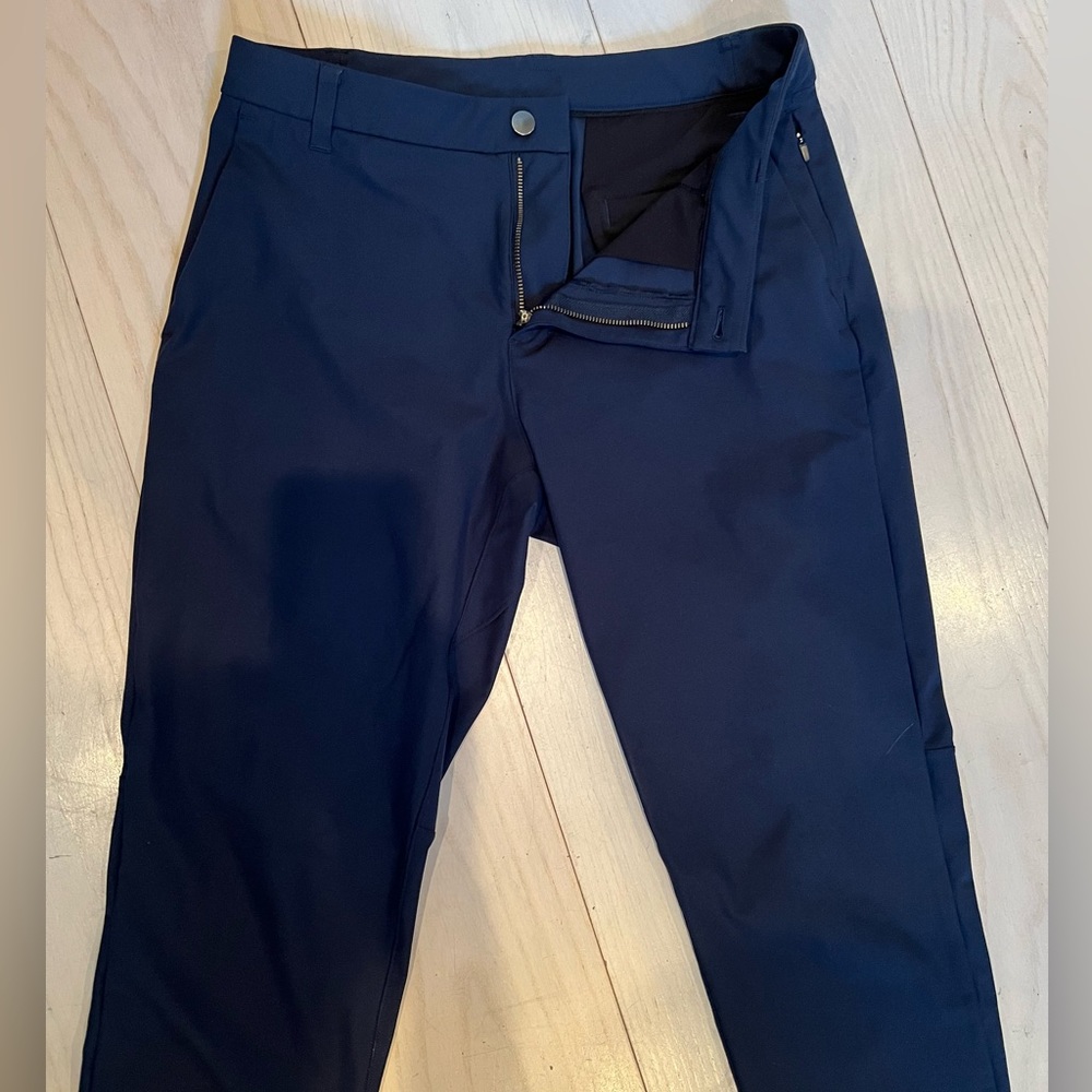 Men’s Lululemon 31x32 Classic-Fit Commission Pants, Navy